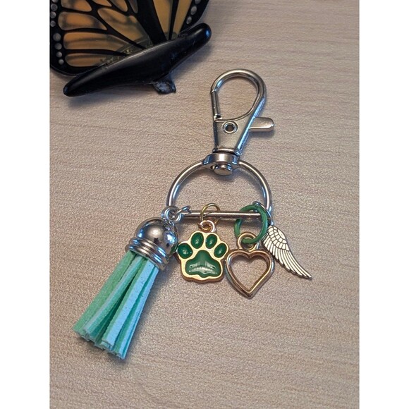 Animal Paw Sympathy Handmade Purse Bag Charms Clip Keychain - Picture 1 of 2